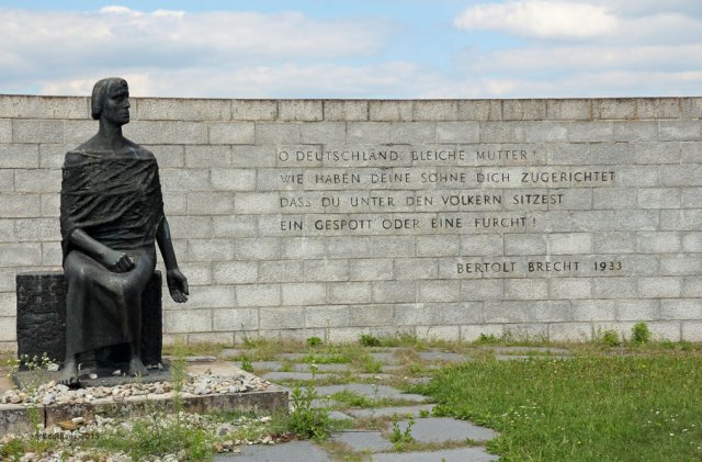 roemer_2499-Mauthausen-DDR-Gedenkstatte