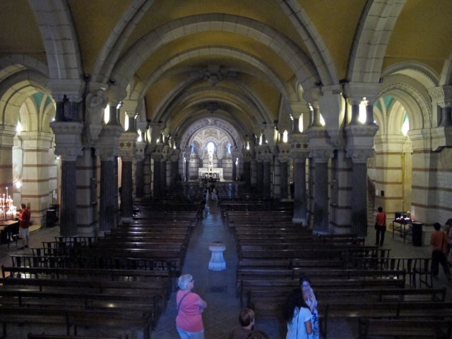 06-02-Lyon-13-0016-Basilique-Notre-Dame