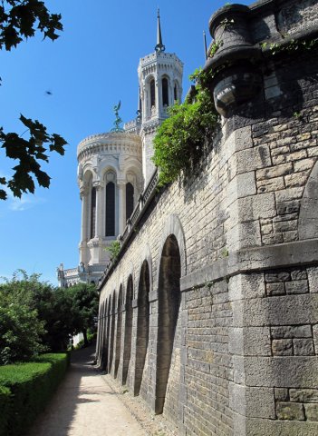 06-02-Lyon-13-0047-Basilique-Notre-Dame