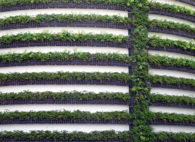 06-02-Lyon-13-0155-Parkhaus-Bahnof-Perrache