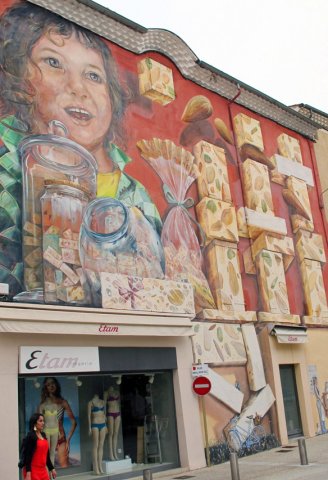 06-06-Montelimar-17-0125-Montelimar-Place-les-Halles