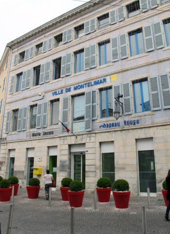 06-06-Montelimar-17-0144-Montelimar-Rathaus