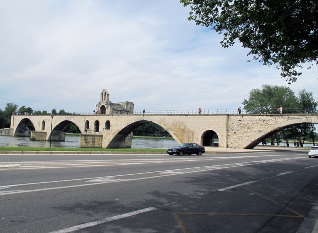 06-09-Avignon-20-0164-Avignon-Bruecke-St-Benezet
