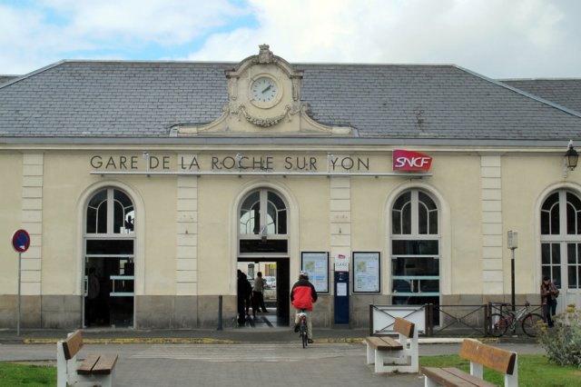 07-11-LaRoche-52-0018-LaRoche-Bahnhof