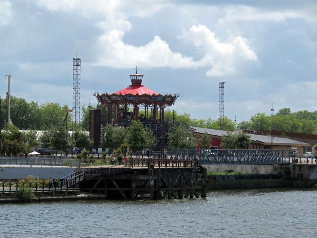 07-14-Nantes-55-Nantes-0591-Maschine-de-Iles-Carrousel-des-Mondes-Marins