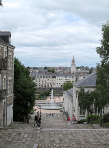 07-17-Angers-58-0110-Angers-Blick-von-Cathedrale-St-Maurice