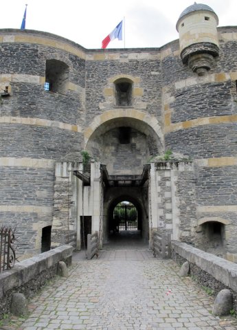 07-17-Angers-58-0124-Angers-Chateau