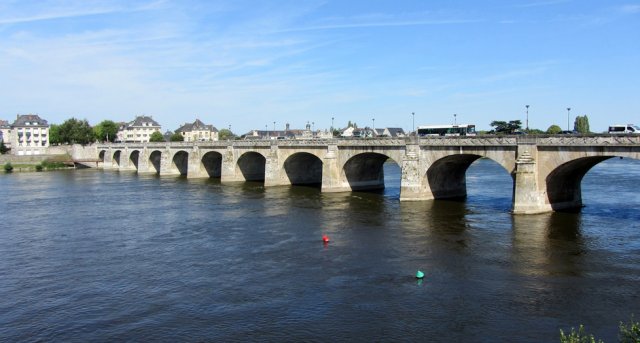 07-18-Saumur-59-0306-Saumur-Pont-Cessart