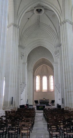 07-19-Chinon-60-0105-Candes-StMartin-Eglise-St-Martin-9-15Jh