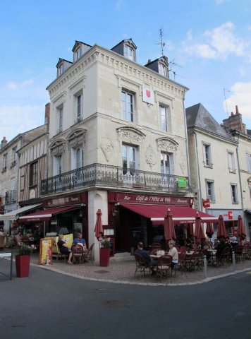 07-19-Chinon-60-0364-Chinon