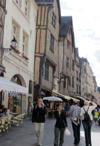 07-20-Tours-61-0127-Tours-Place-Plumereau