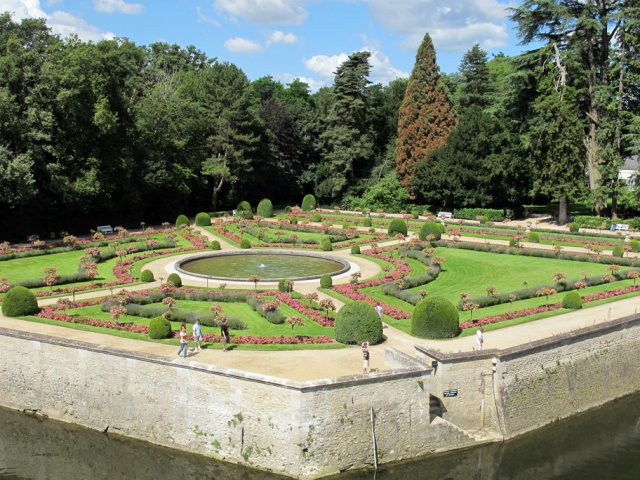 07-21-Chenonceau-62-0216-Chenonceaux-Chateau-Katharinas-Garten