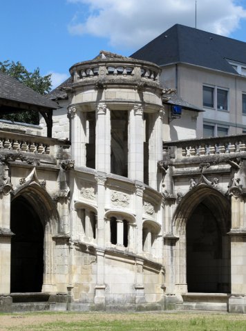 07-21-Chenonceau-62-0345-Tours-Kathedrale-St-Gatien-Cloitre