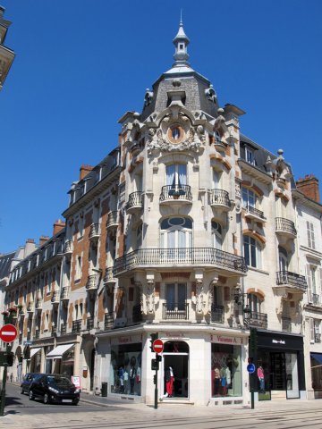 07-25-Orleans-66-0167-0155-Orleans-Rue-Jeanne-dArc