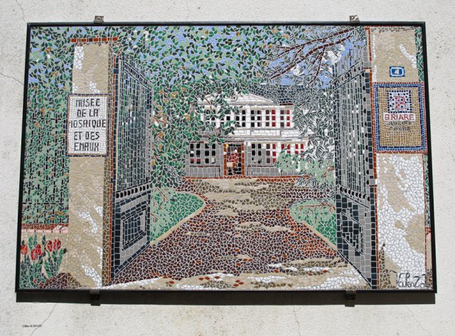 07-29-Briare-70-0080-Briare-Mosaik-Email-Museum