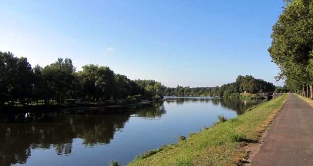 08-03-Diou-75-0007-Decize