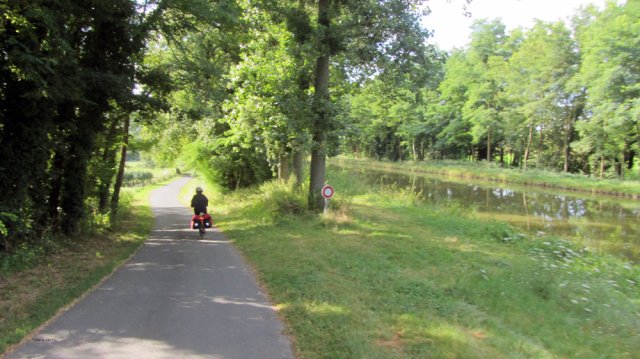 08-04-Montceau-76-0195-Diou